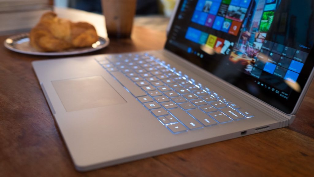 Microsoft Surface Book 2 (6)