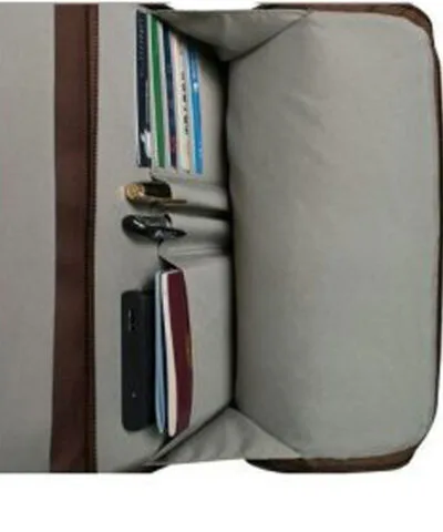 Balo Surface và Macbook