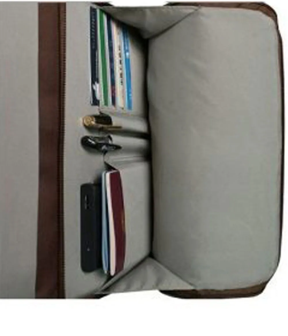 Balo Surface và Macbook