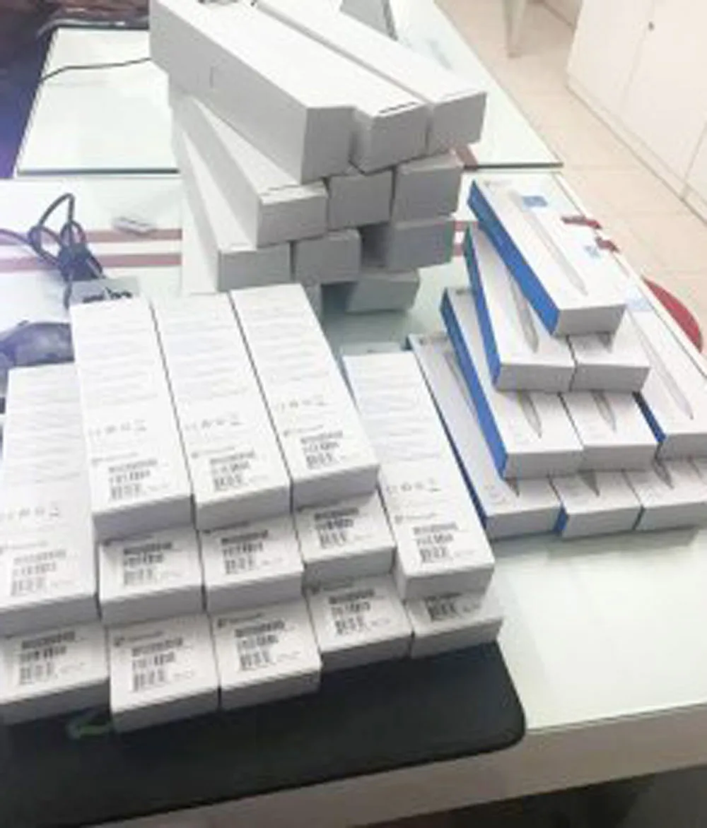 Sạc Surface Chính Hãng USA