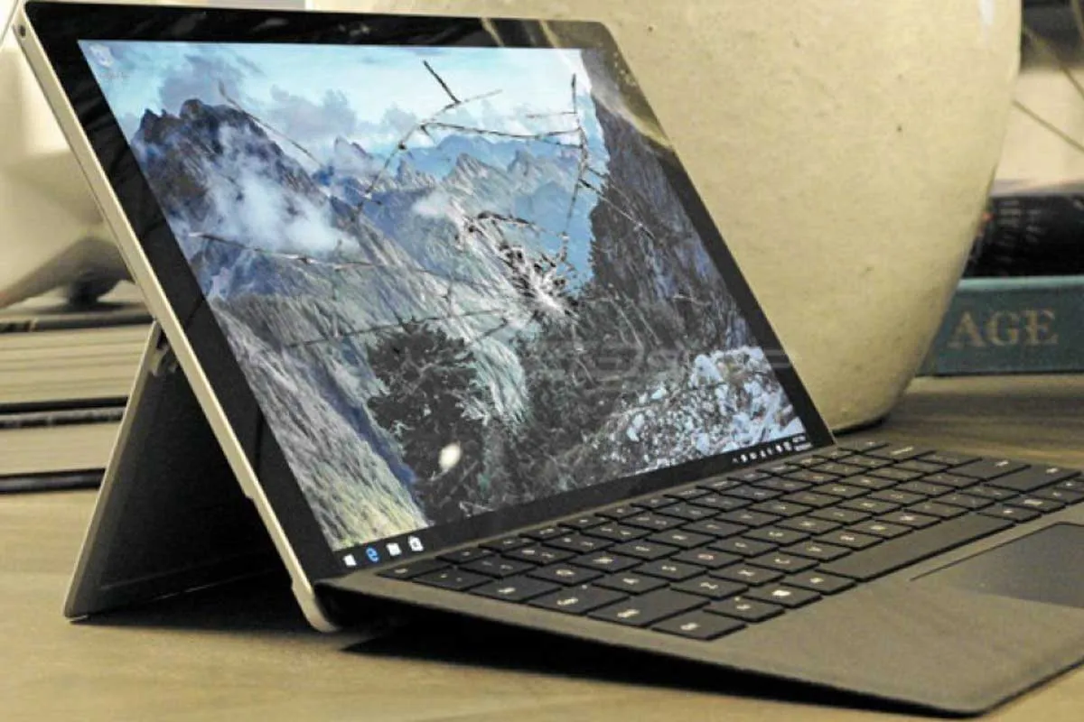 Khi Nào Cần Thay Màn Hình Surface Pro 3?